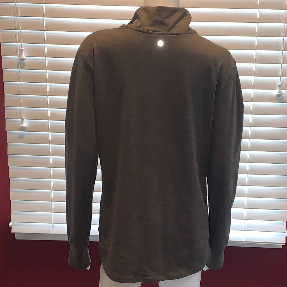 EUC LAYER 8 Qwick Dry Women's 1/4 Zip Pullover XL Light Olive (Almost Gray) - Picture 3 of 15